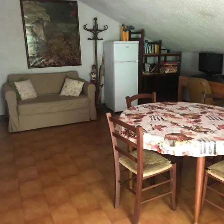 Casa Nel Bosco * Osiglia